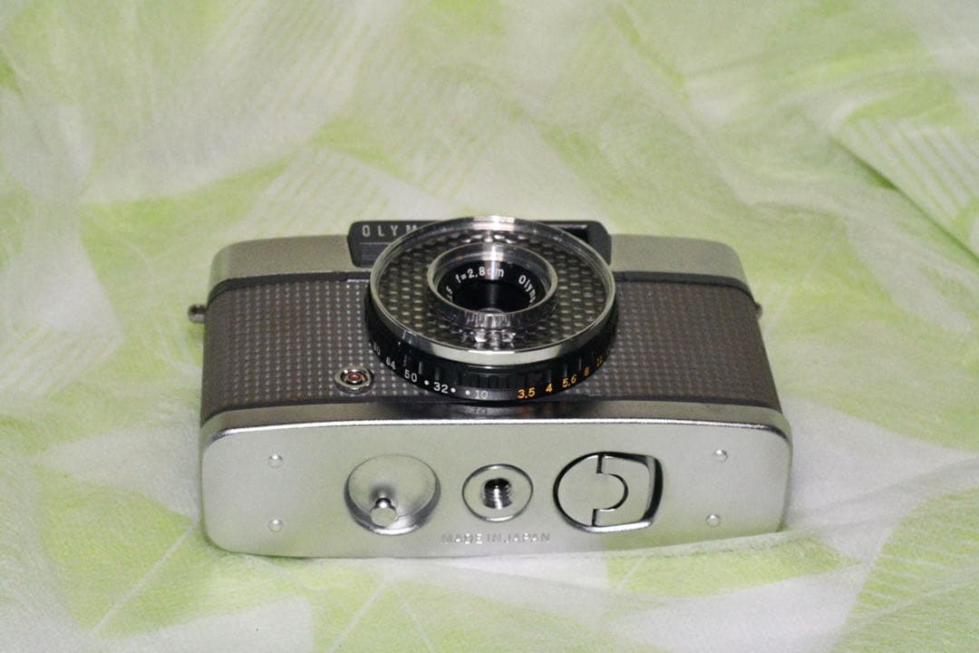 《動作品》OLYMPUS PEN-EE a342-11