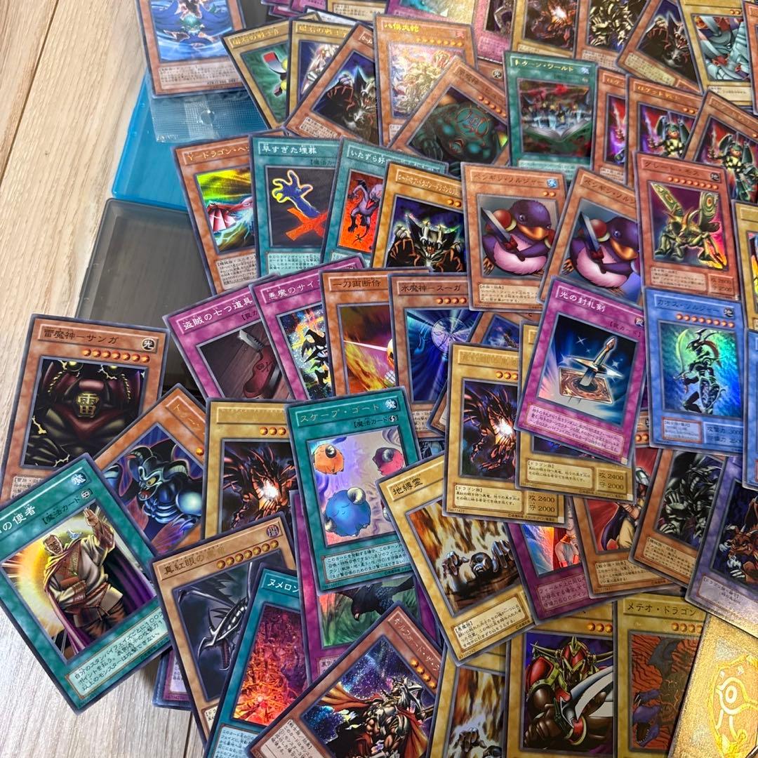 遊戯王　まとめ売り　5000枚以上 遊戯王　スーパー以上5000枚以上 美品