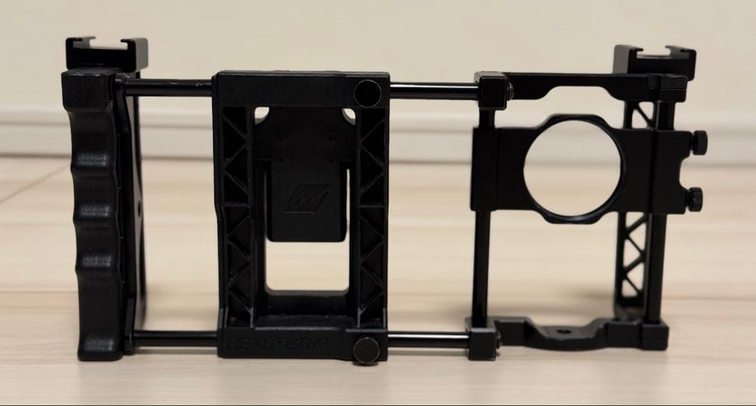Beastgrip Pro スマホ用リグ + コールドシュー + 縦型マウント