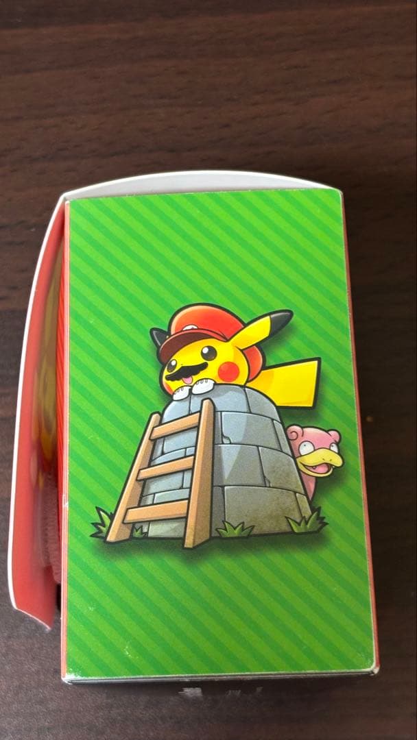 ポケモンカード　マリオピカチュウ　デッキケース