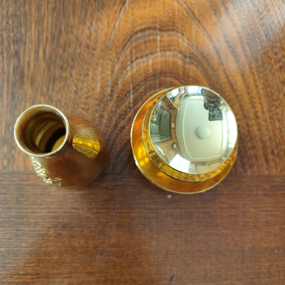 金色の銚子