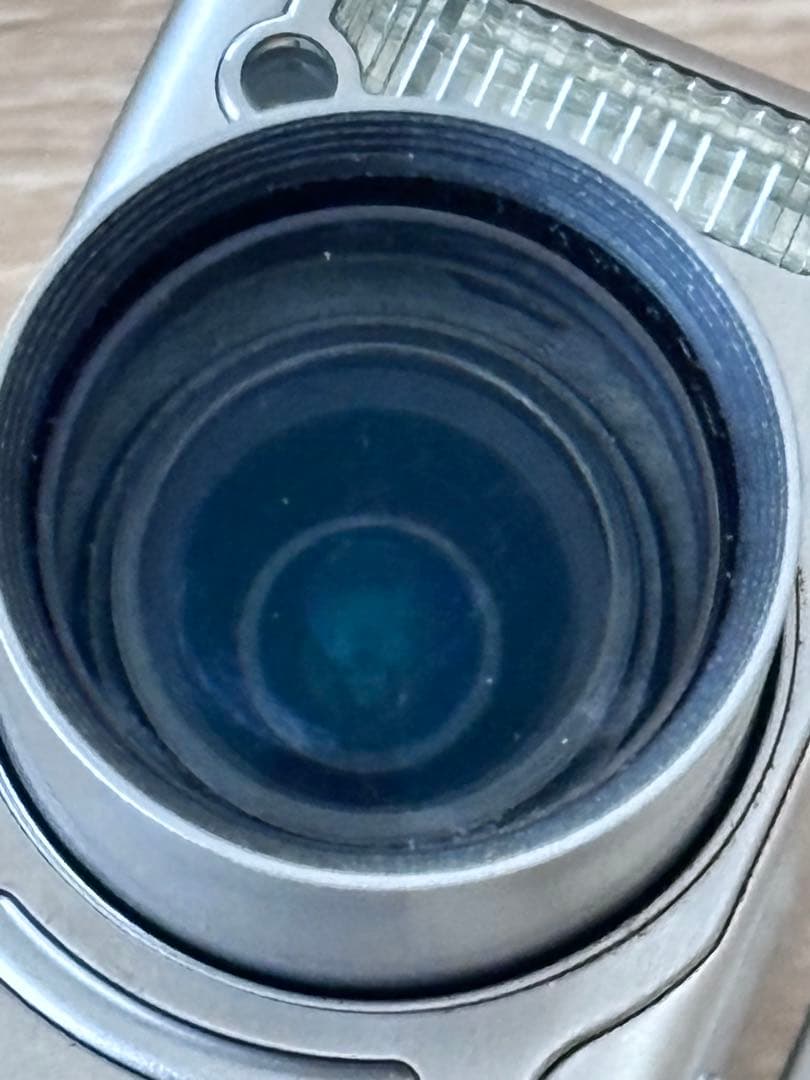 【動作品】ジャンクCanon PowerShot TX1 バッテリー２個