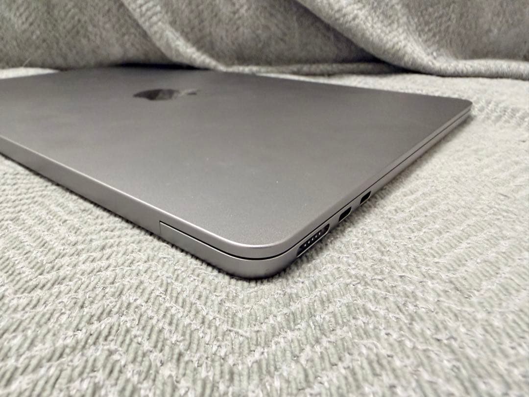 MacBook本体 MacBook Air M2 A2681