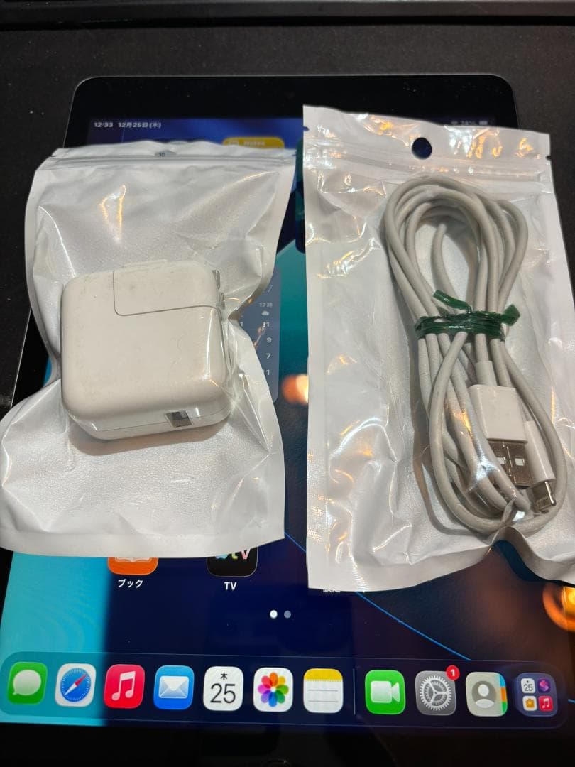 Apple iPad 第9世代 64GB ACアダプタ・ケーブル付/純正箱付