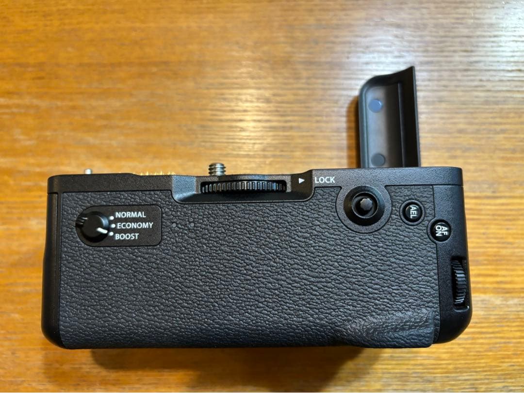 富士フイルム　X-T4用　縦型バッテリーグリップ