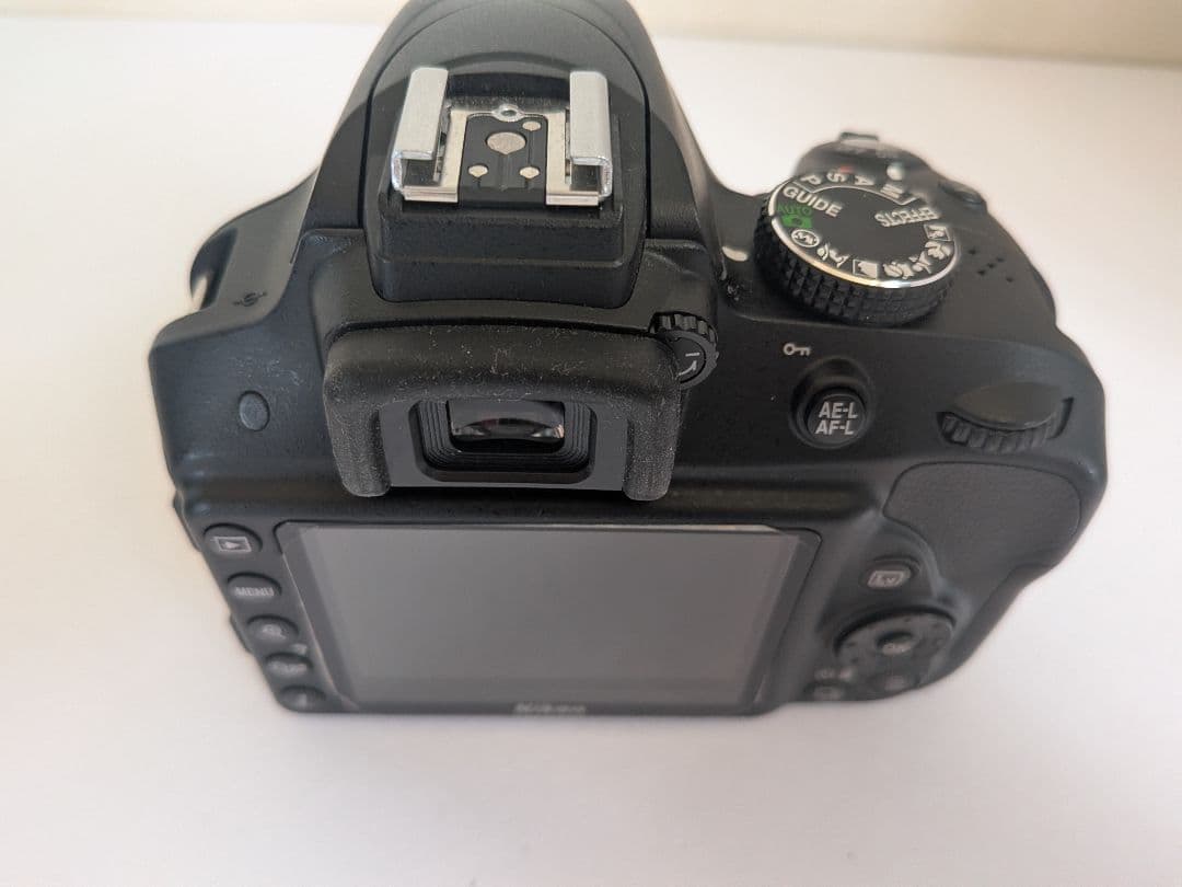 ​【ほぼ新品！ショット数わずか1183枚】 Nikon D3300 ダブルレンズ