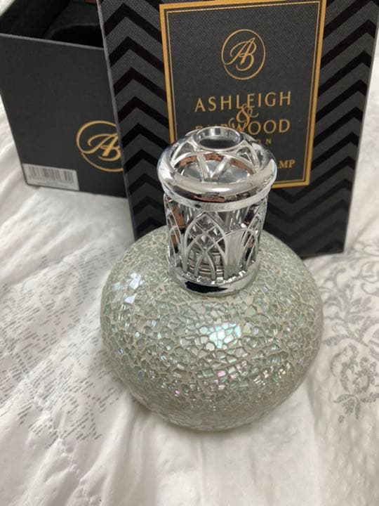 ASHLEIGH ＆ BURWOOD フレグランスランプ