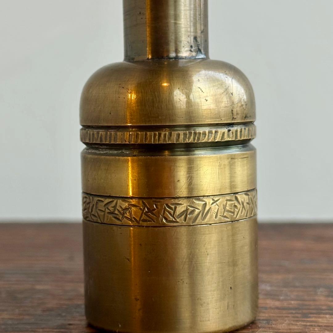 真鍮製 一輪挿し フラワーベース オプジェ 花器 ヴィンテージ 刻印有り