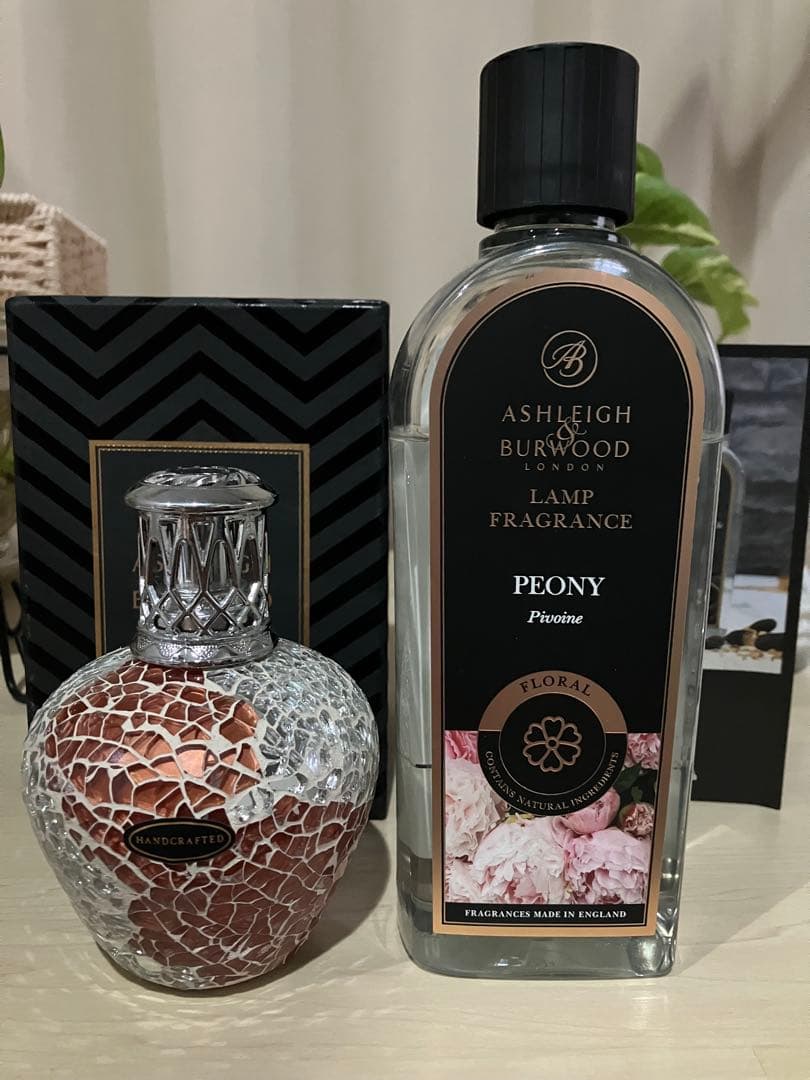 ASHLEIGH & BURWOOD アロマランプ ピオニー400ml
