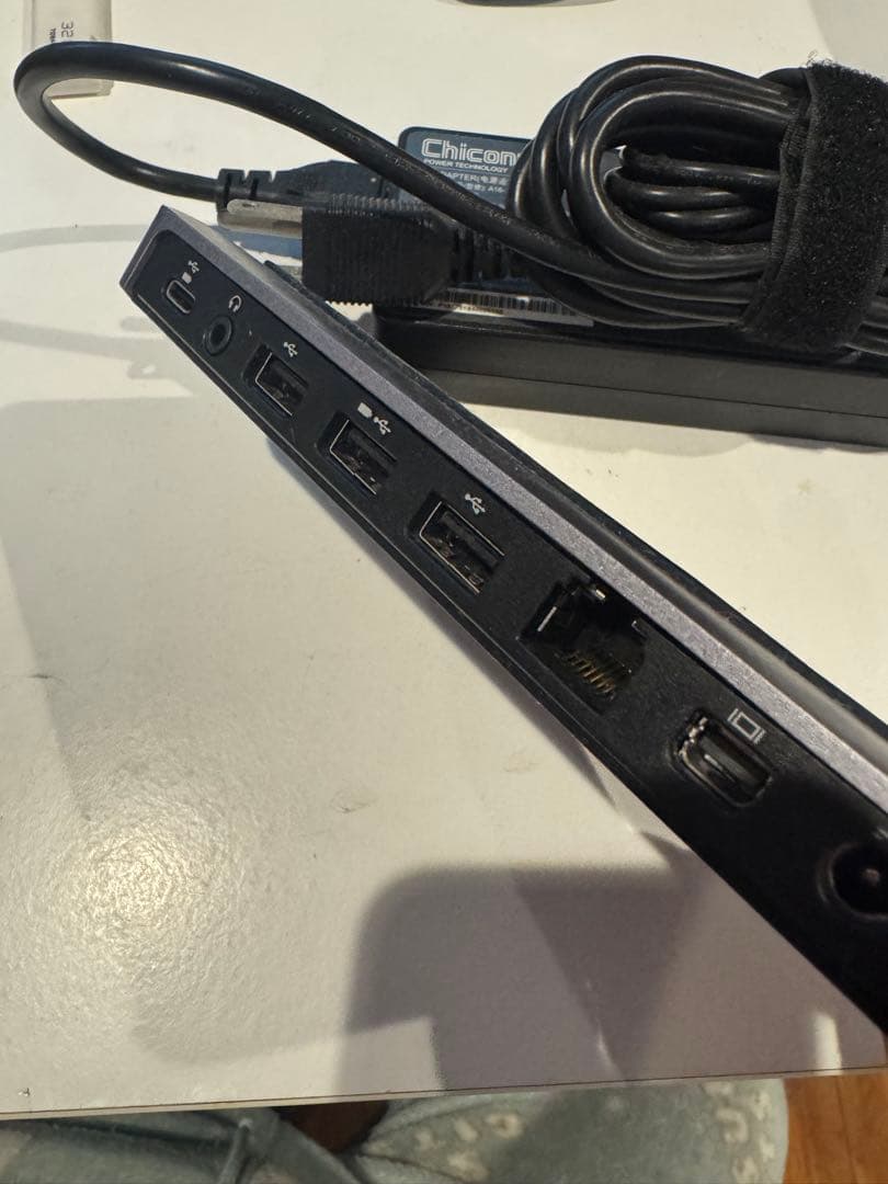 分配器・切替器 stone Thunderbolt henge dock