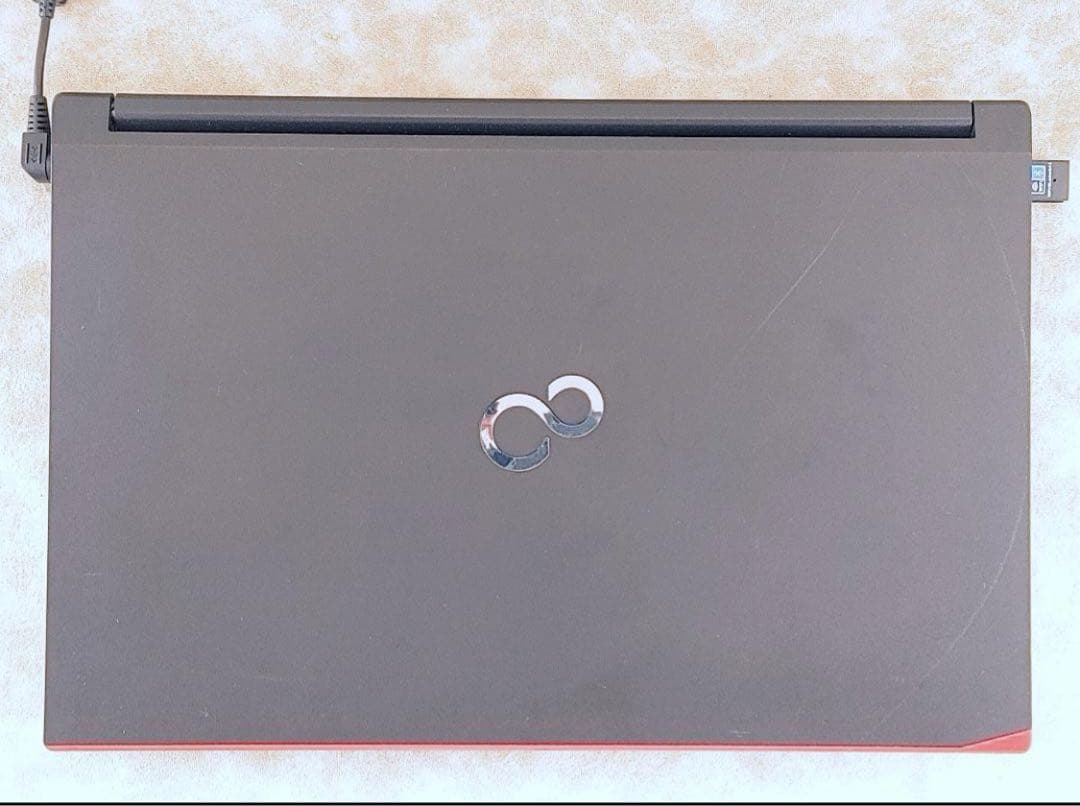 LIFEBOOK A574 メモリ16GB、SSD256GB