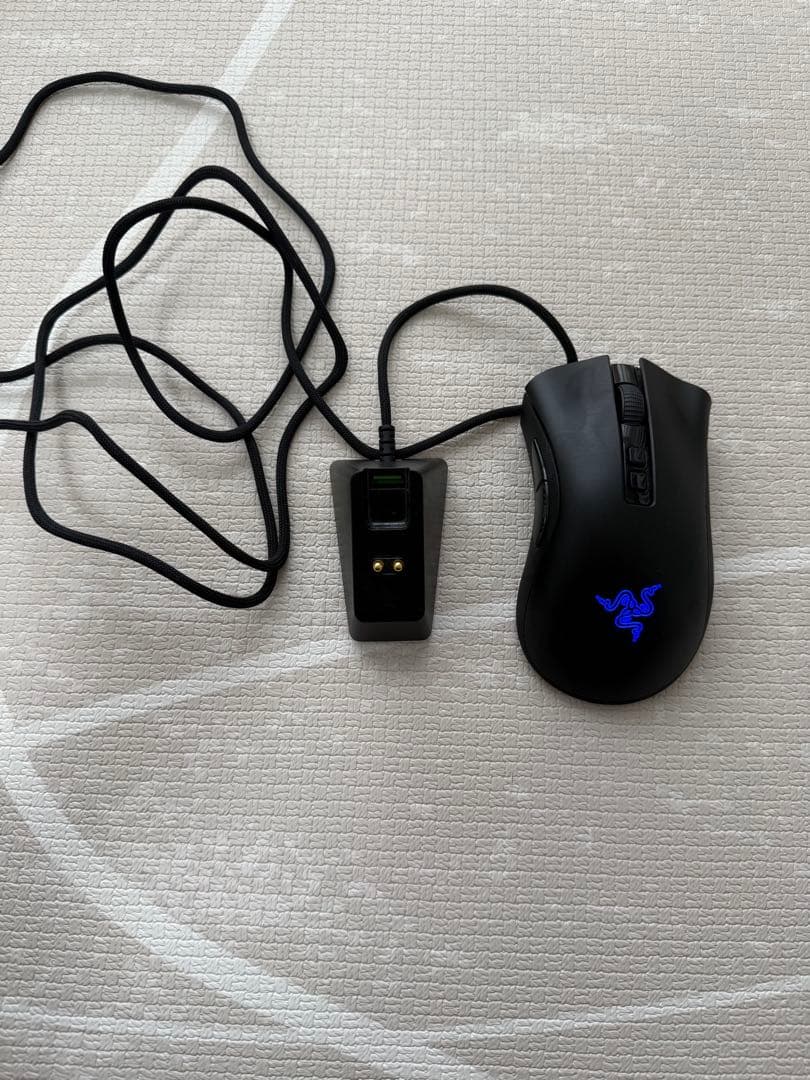 Razer DeathAdder V2 Pro ゲーミングマウス 充電ドック付き