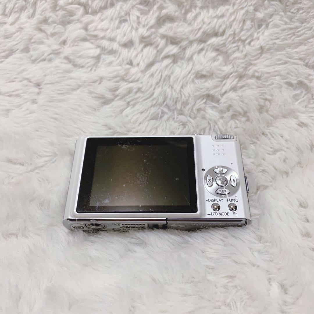 美品✨パナソニック　Panasonic DMC-FX33 動作確認済み　シルバー