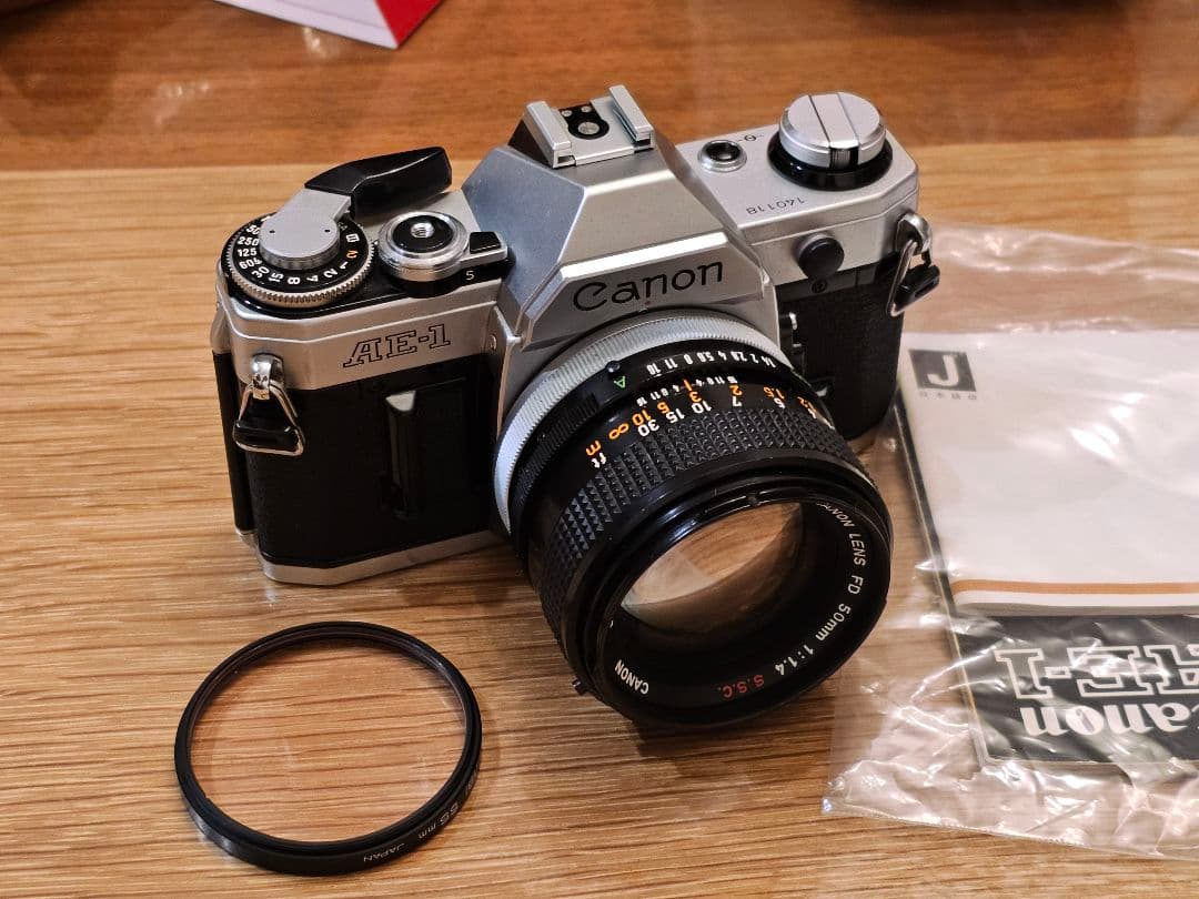 Canon AE-1 50mm/f1.4フィルム一眼レフカメラ