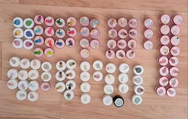 ネイルタウン　ジェルネイル　コンテナジェル97個