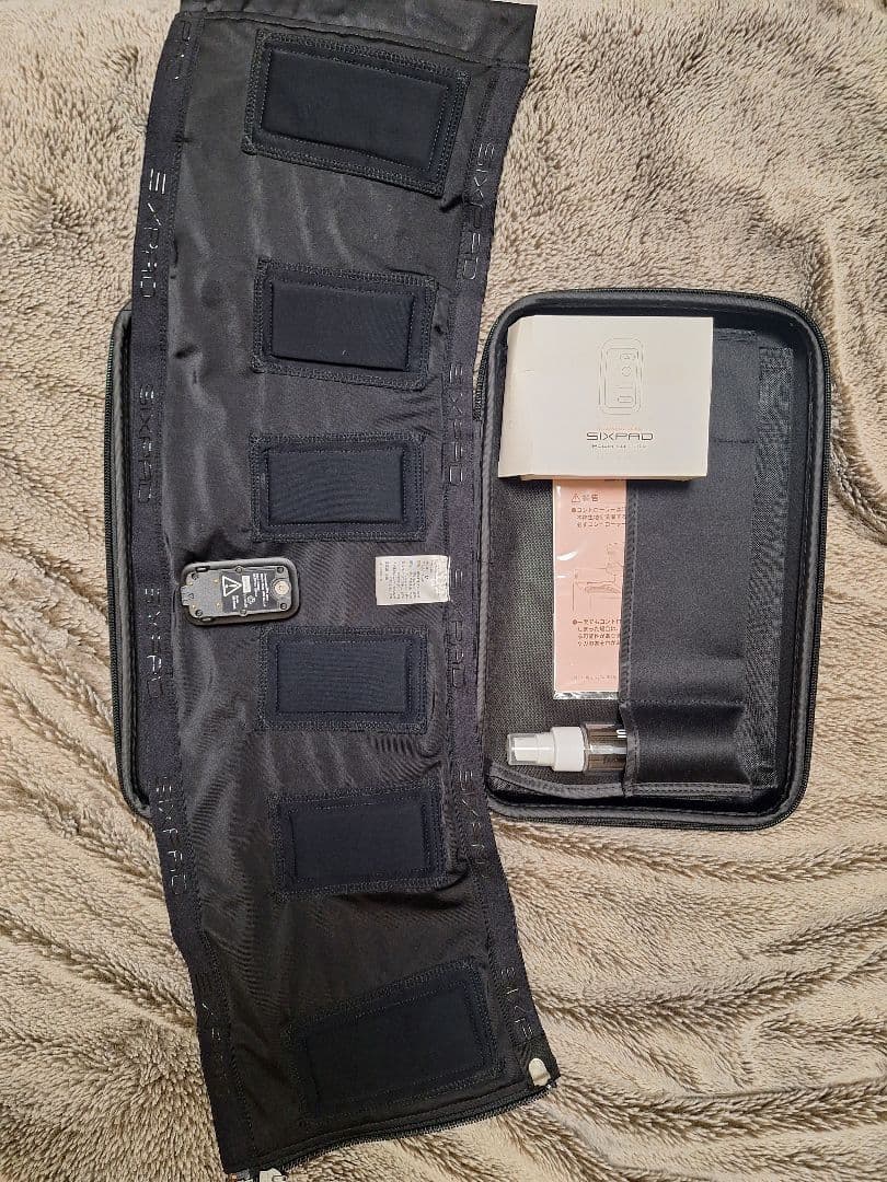 SIXPAD PowerSuit Core Belt（M）　リモコンセット