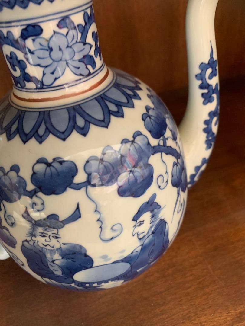 有田焼　磁器　染付　水差し　華山窯萬右衛門　手書き　唐人絵　高級品