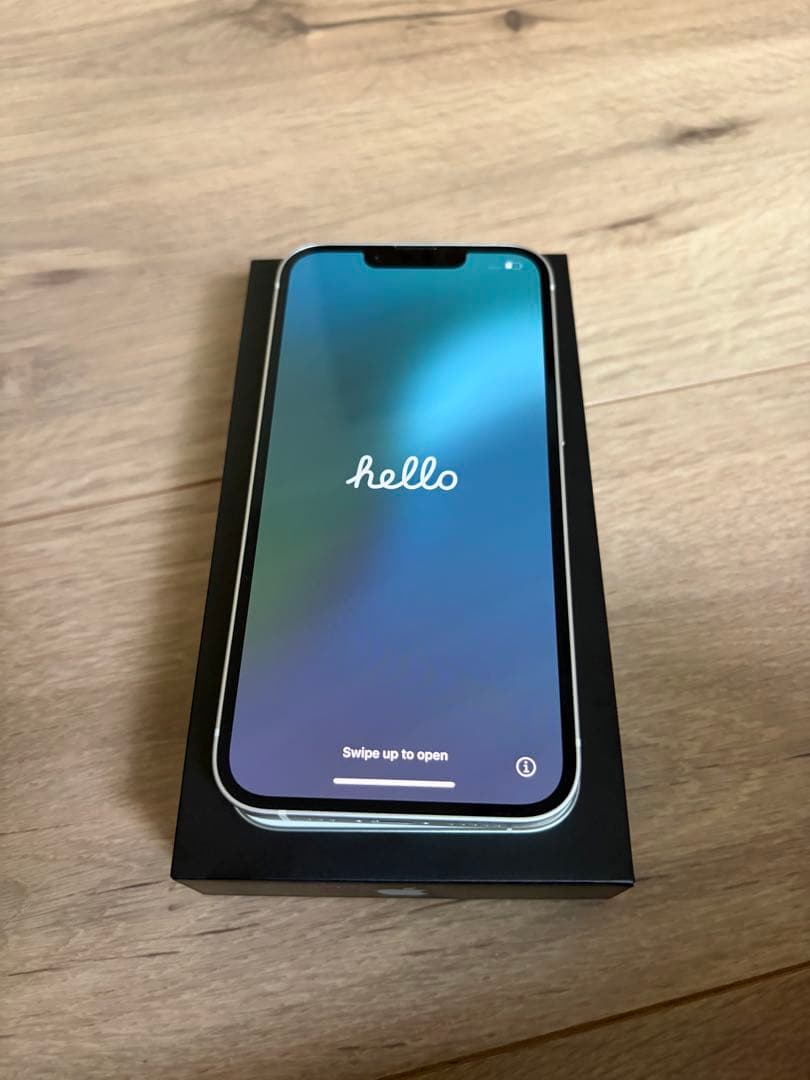 【美品】iPhone 13 ホワイト　128gb