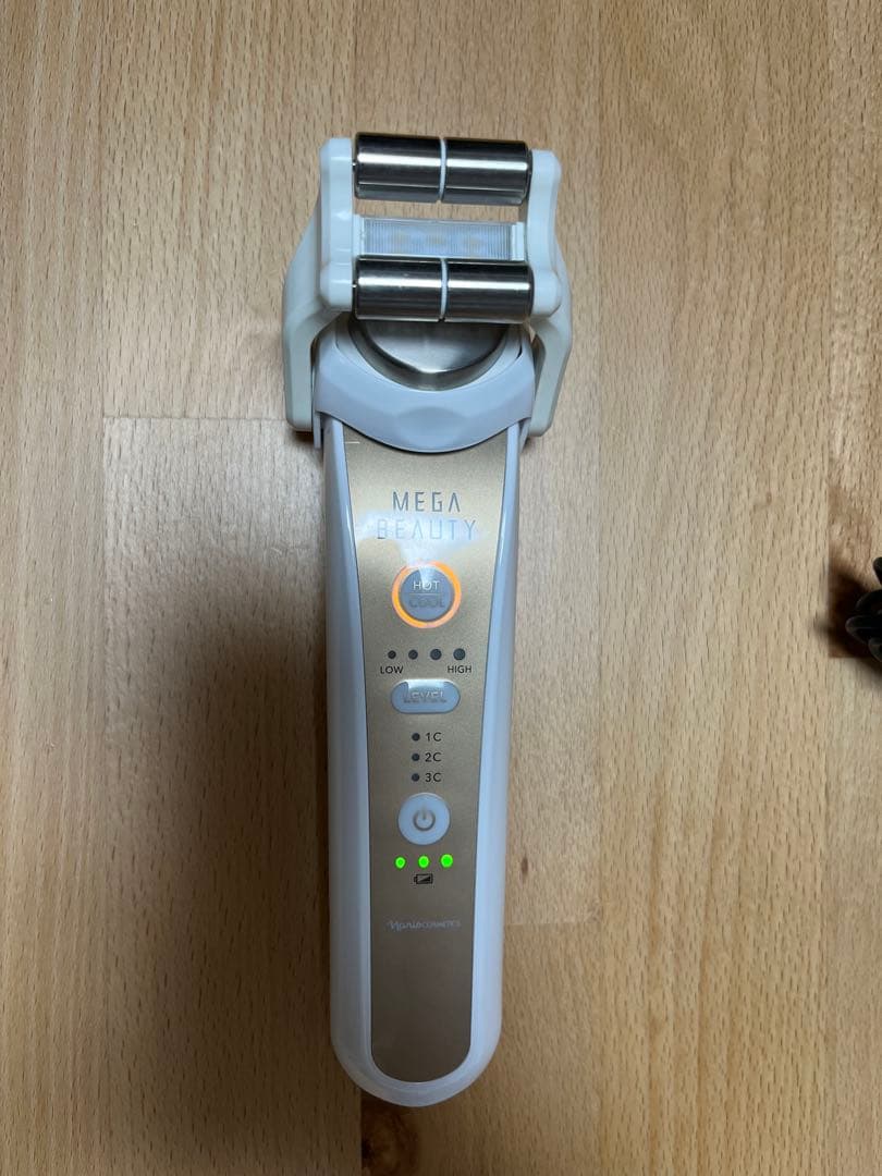 ナリス MEGA BEAUTY 美顔器 充電器・スタンド付き