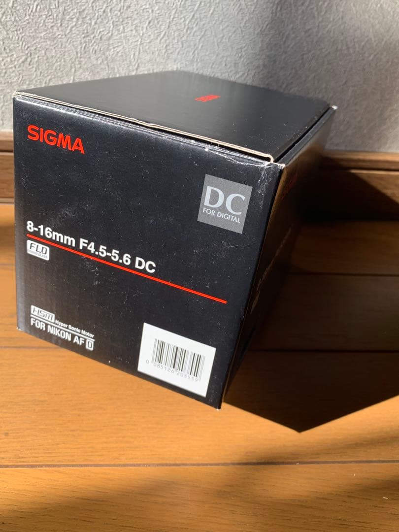 SIGMA 8-16mm F4.5-5.6 DC レンズ
