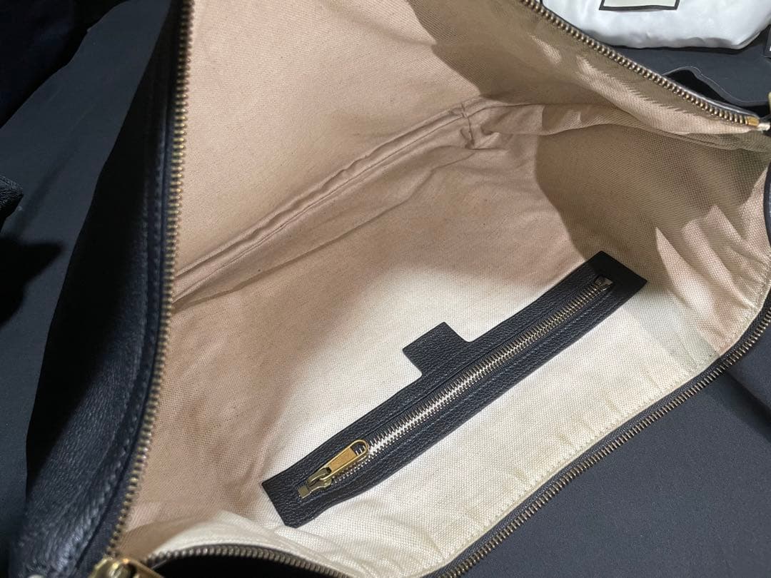 GUCCI プリント ハーフムーン ホーボーバッグ 0GCAT 8163