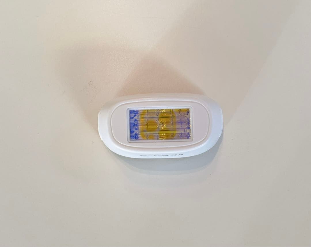 ＼３日間限定／50%OFF【美品】家庭用脱毛器　epirest（エピレスト）