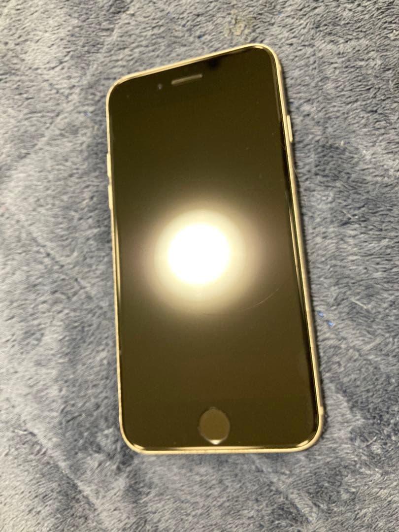 【お値下げしました！】iPhoneSE3 (第3世代) スターライトSIMフリー