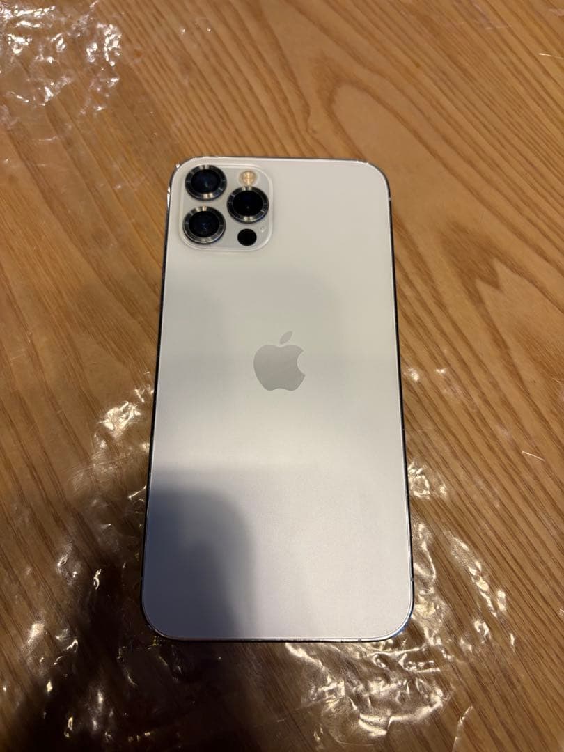 iPhone 12 Pro 256GB シルバー SIMフリー バッテリー93%