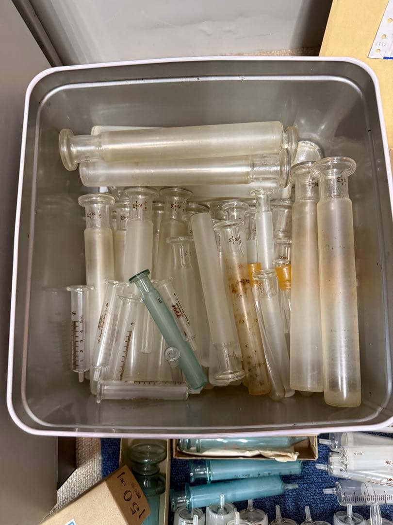 空注射器、フラスコ、試験管セット(20〜30年物)