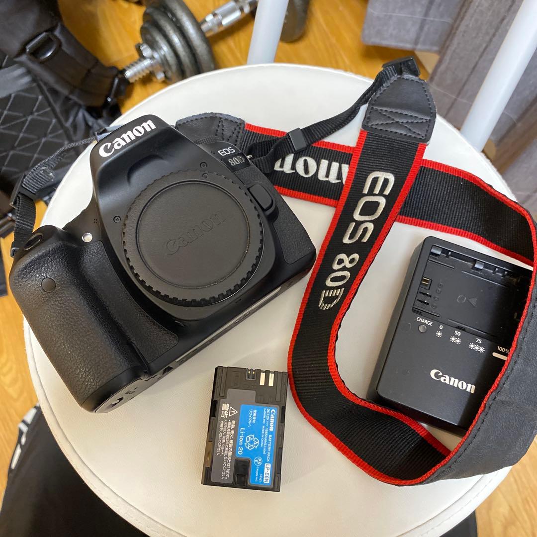 Canon EOS 80D デジタル一眼レフカメラ 本体　値下げ不可