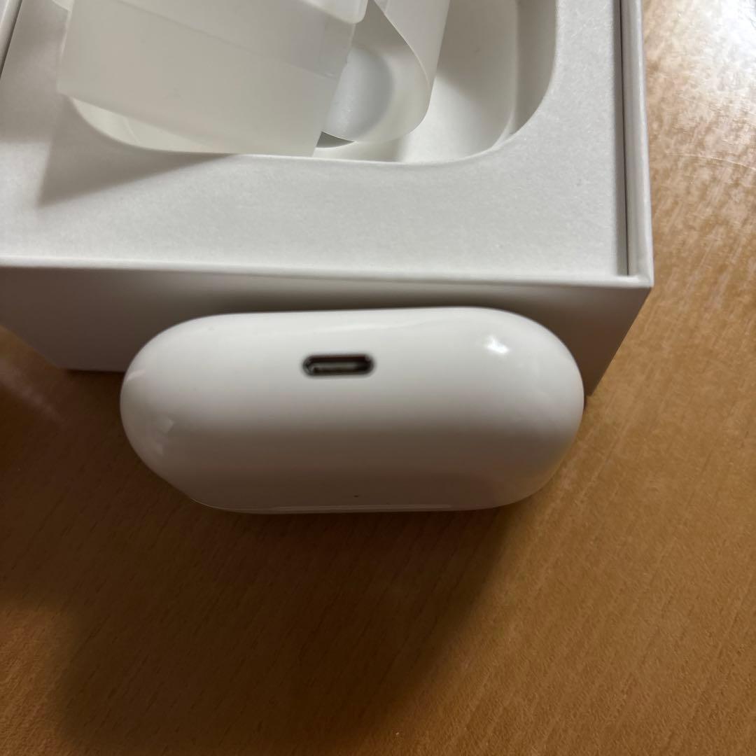 Apple AirPods Pro 本体 ワイヤレス充電対応 A2083