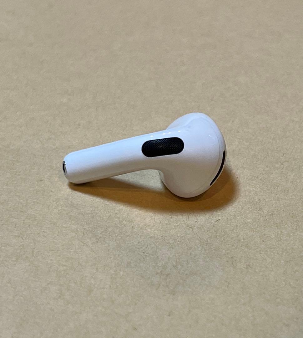 Apple AirPods 4世代 片耳 L 片方 左耳 1051