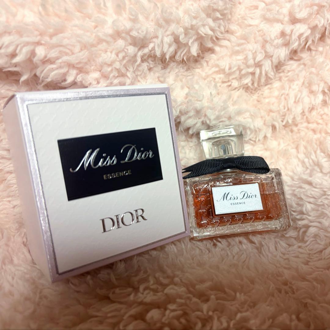 Miss Dior Essence 香水 パルファム
