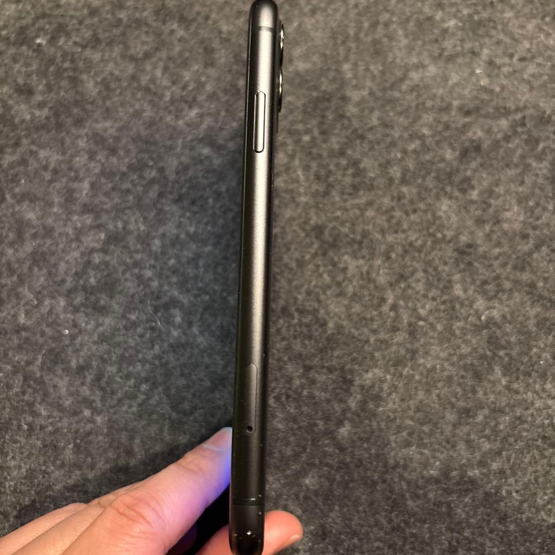 か*ん様 Apple iPhone 11 ブラック 本体　64g 箱無し