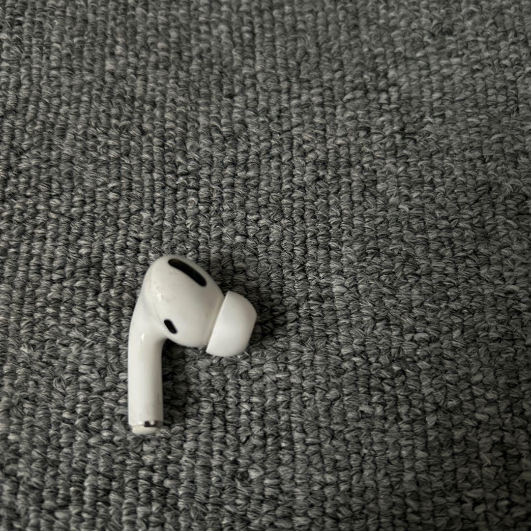 AirPods Pro 第一世代本体、左耳のみ