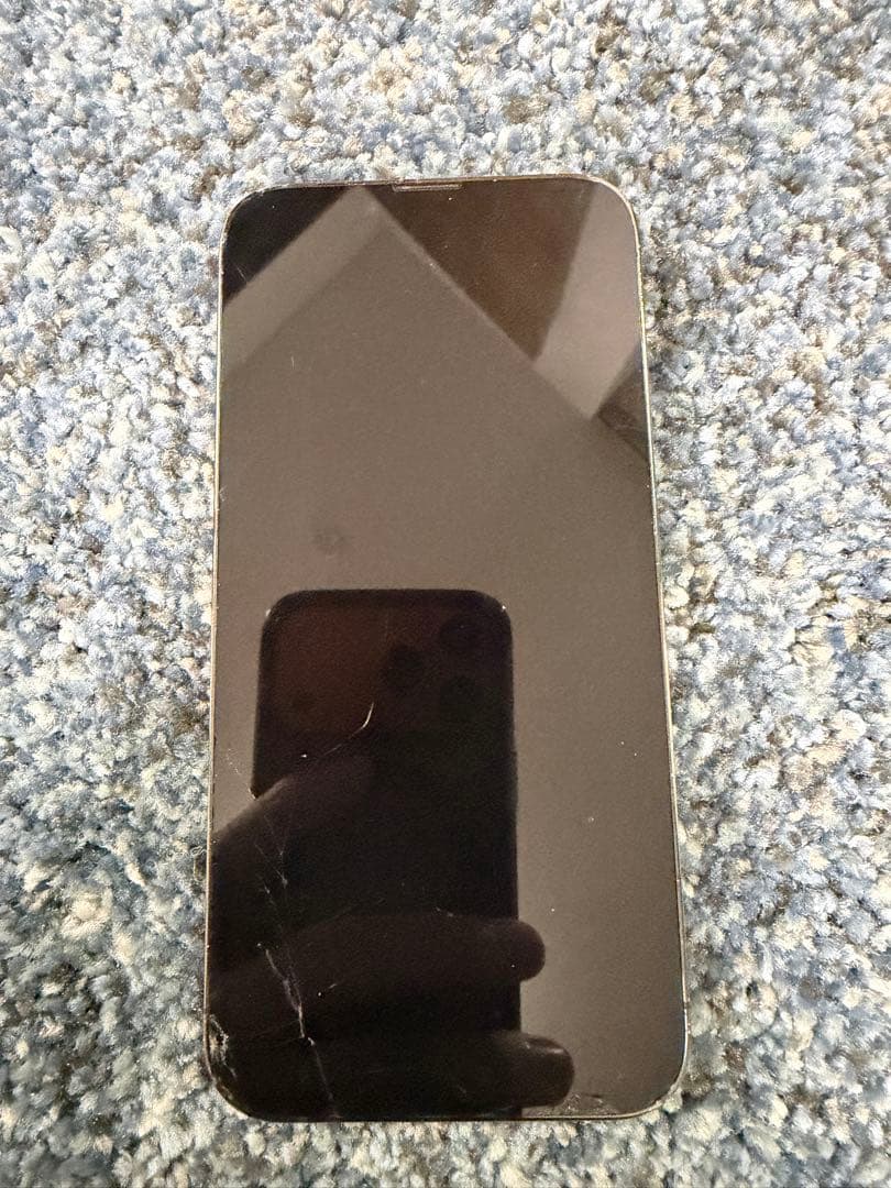 iPhone 13 Pro 128GB グラファイト 本体 液晶割れ