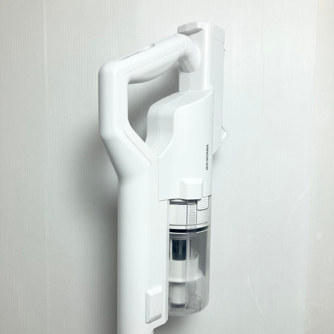 極美品 アイリスオーヤマ サイクロン スティック掃除機 SCD-122P-W
