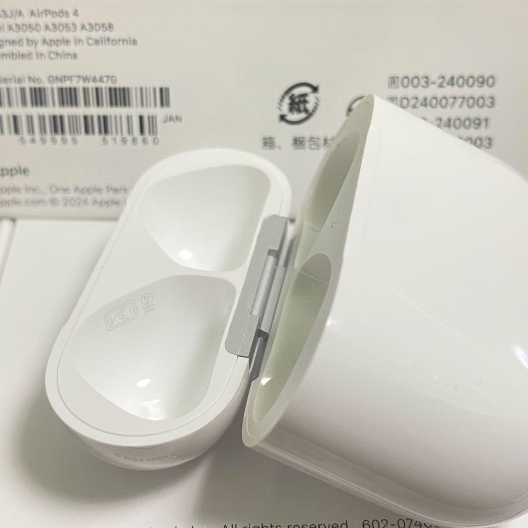 ［正規品］AirPods 4 第四世代　ケース　アイポーズ　ANC なし充電器