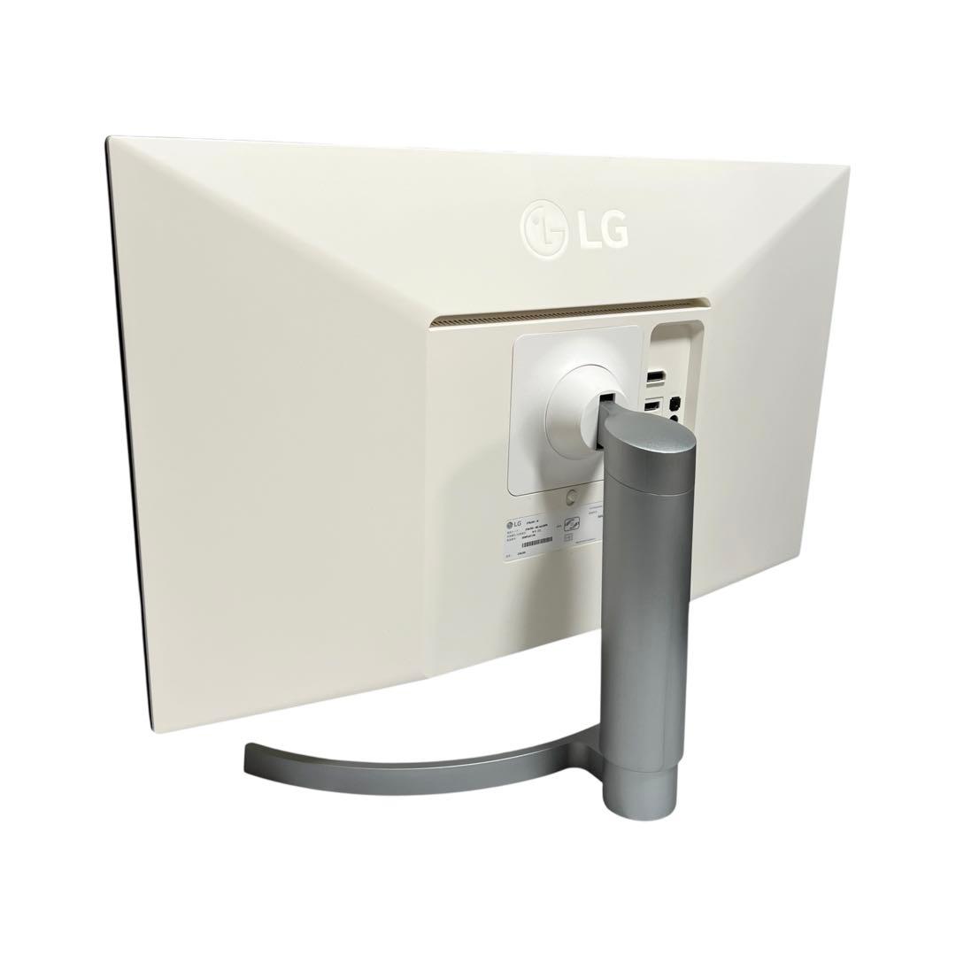 【極美品・付属品多数】LG 27インチ 4Kモニター 27UL550-W