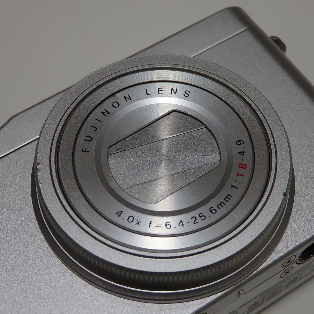 ジャンク　フジフイルム　XQ1 シルバー　FUJIFILM