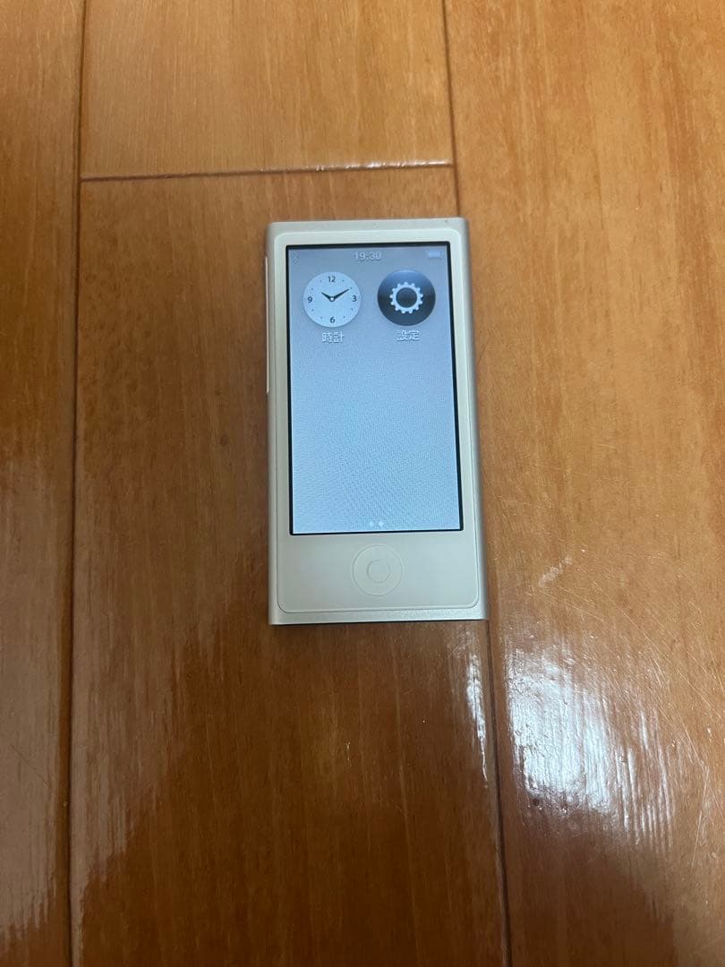 ポータブルプレーヤー Apple iPod nano 16GB