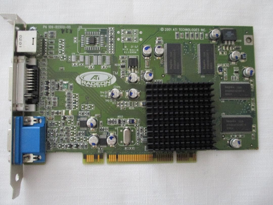 グラフィックボード・グラボ・ビデオカード ATI Radeon 7000 Mac Edition 32MB PCI BUS