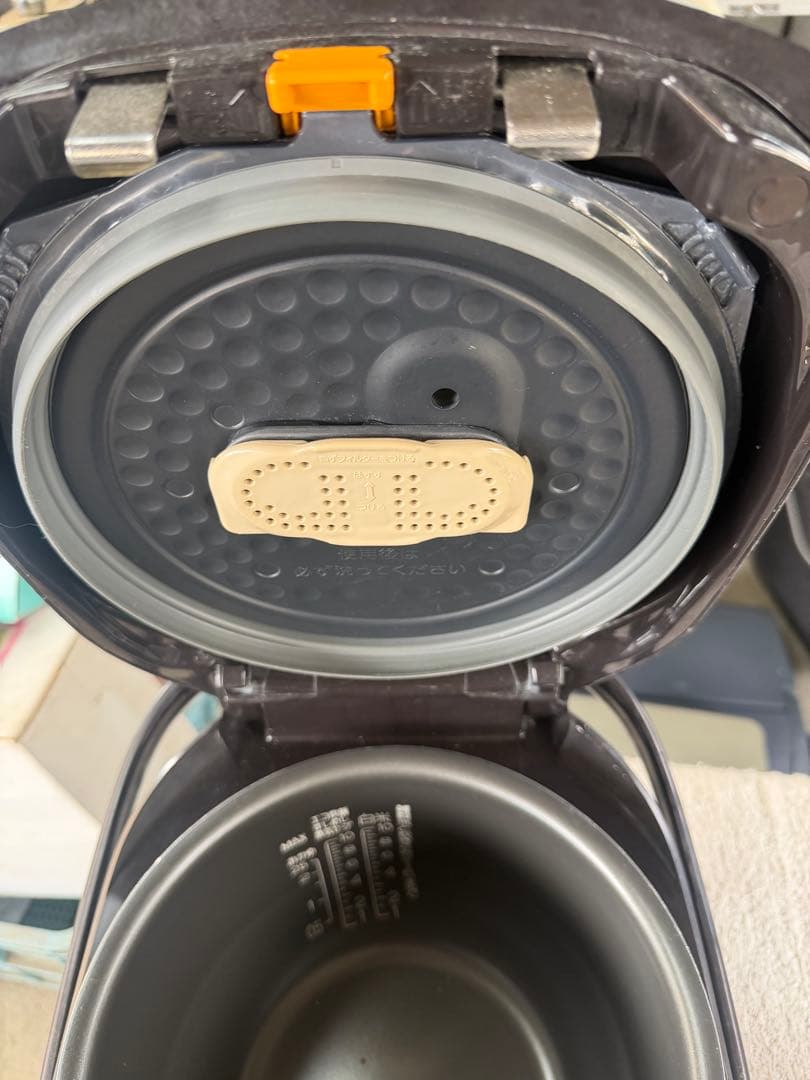 炊飯器 NP/ZT18 黒色 デジタル表示