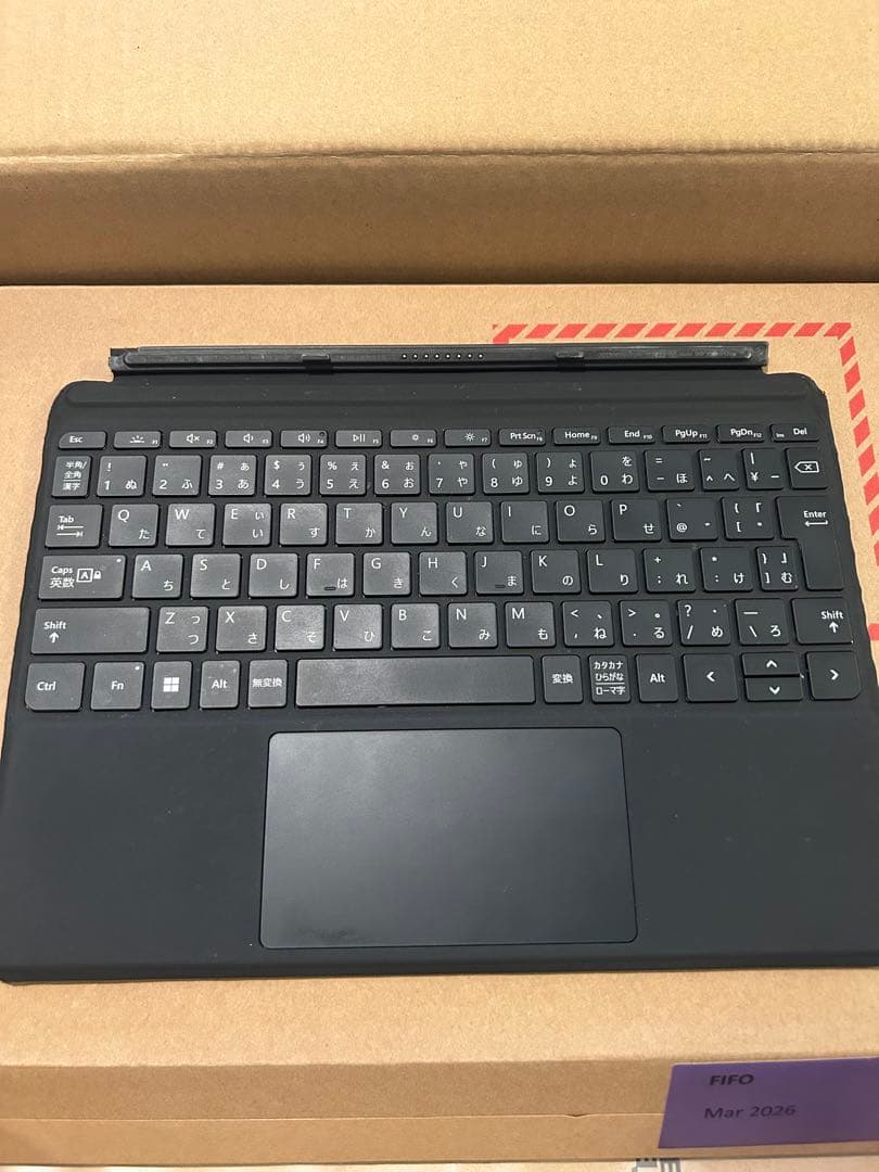 Surface go 3 本体　キーボード　充電コード付き