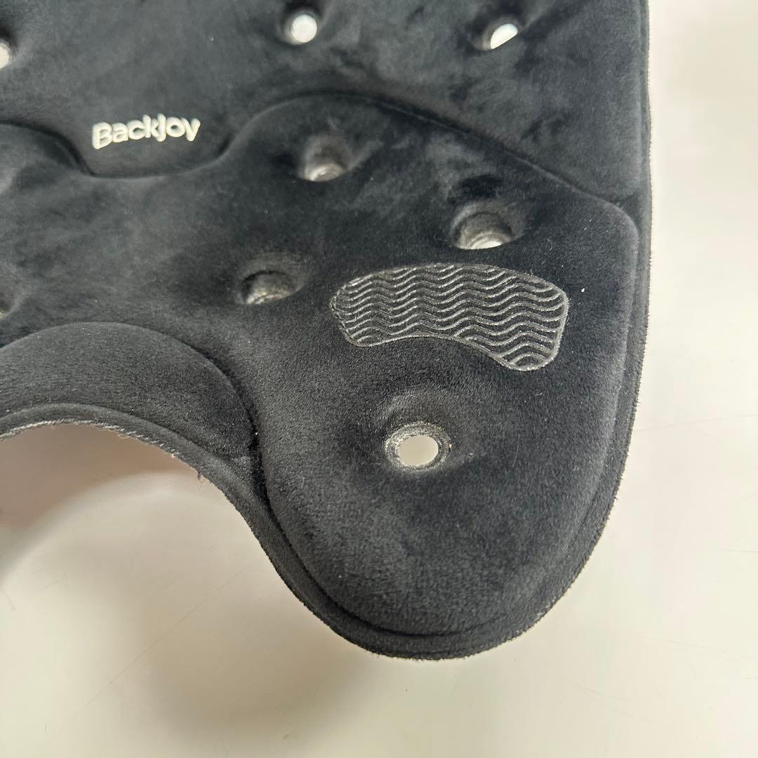美品　バックジョイ　メディコアリリーフ LUX レギュラーサイズBackJoy