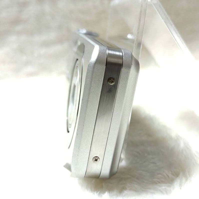 美品✨CASIO EXILIM EX-Z80 シルバー 充電器 デジカメ