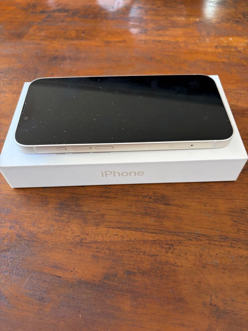 Apple iPhone 14 ホワイト　本体 箱付き