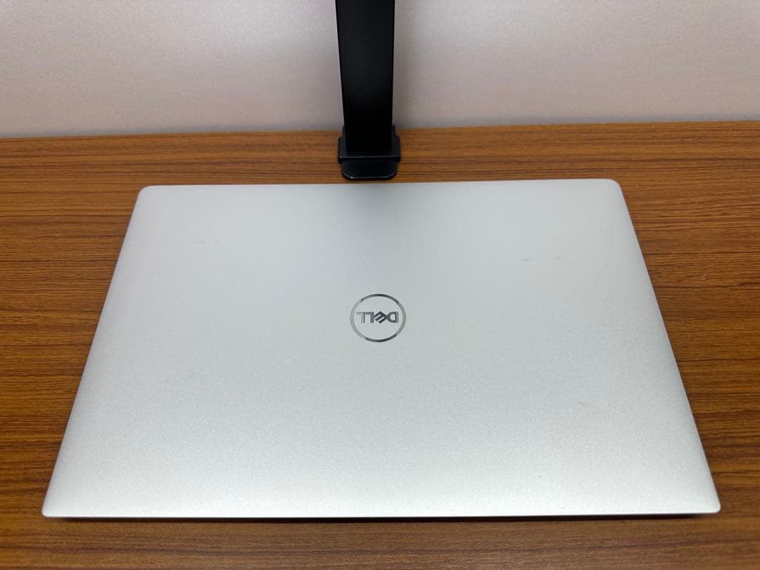 Windowsノート本体 Dell XPS 13 7390 i7-10710 16Gb 512Gb