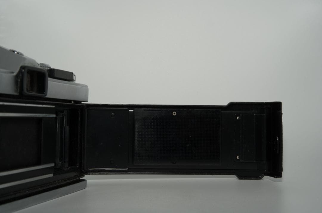 【ジャンク扱い】OLYMPUS OM-1 50mm/200mm 2本付き