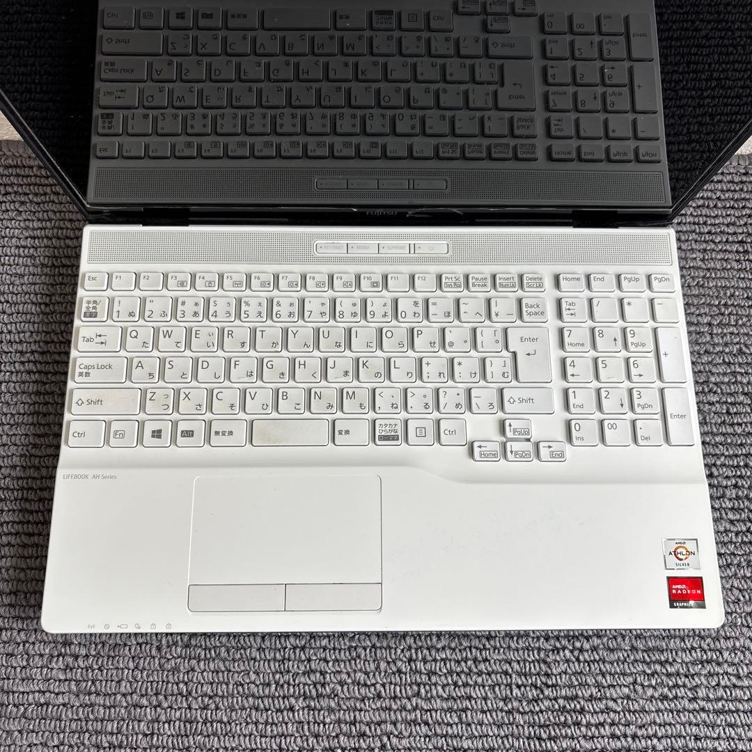 富士通lifebook AH40/D3 AMD Athlon Silver